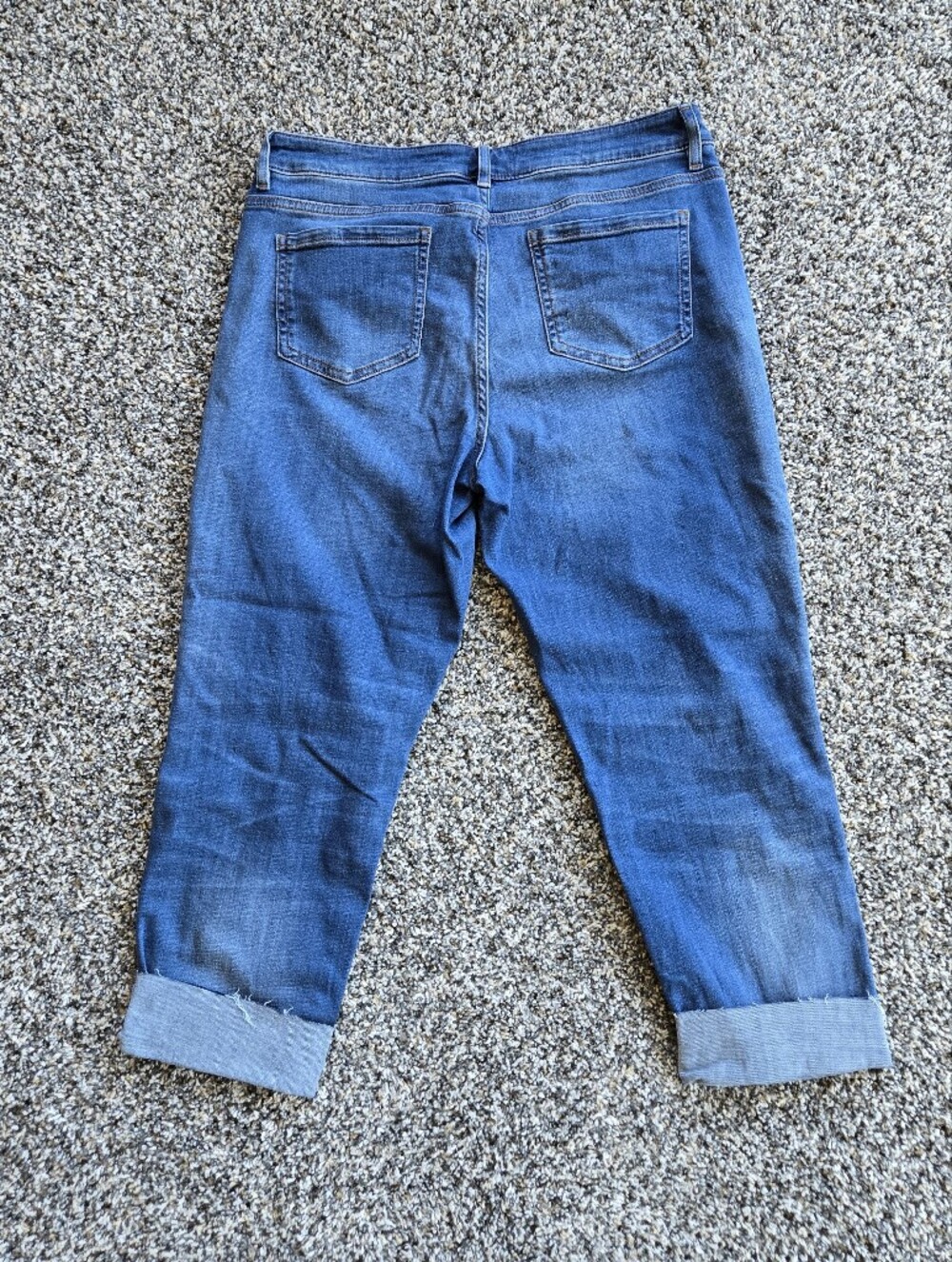 J.Jill Boyfriend Straight Leg Ankle Mid-Blue Cropped Turn-Cuff Jeans Size 12 - Picture 2 of 12